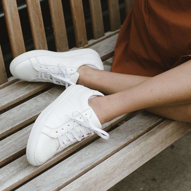 white sneakers flats